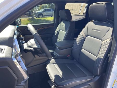 New 2026 GMC Canyon Denali AWD/4WD image 20