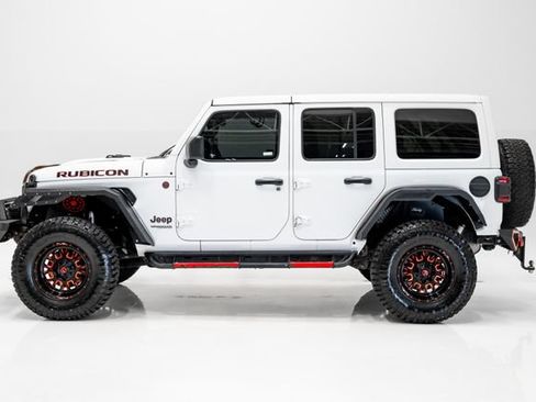 Used 2018 Jeep Wrangler Unlimited Rubicon AWD/4WD image 30