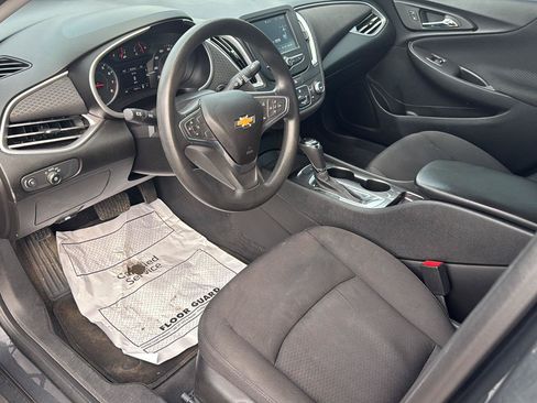 Used 2018 Chevrolet Malibu LS FWD image 11