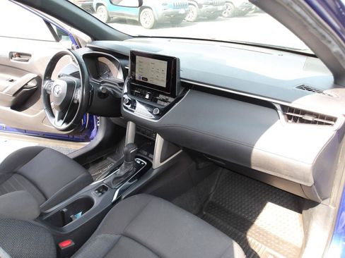 Used 2024 Toyota Corolla Cross AWD Hybrid image 13