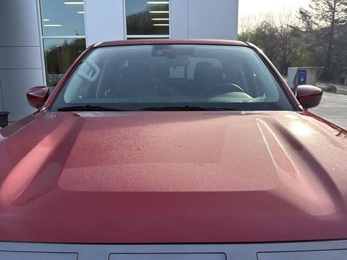 Used 2025 Nissan Frontier SV AWD/4WD image 14