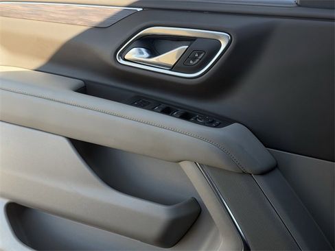 Certified 2023 Chevrolet Tahoe Z71 w/ Luxury Package image 23