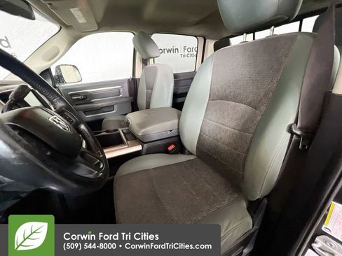 Used 2014 RAM 3500 SLT w/ Luxury Group image 23