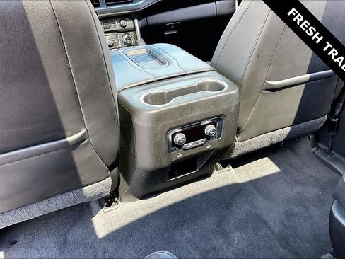 Used 2021 Chevrolet Tahoe Z71 w/ Z71 Signature Package AWD/4WD image 11