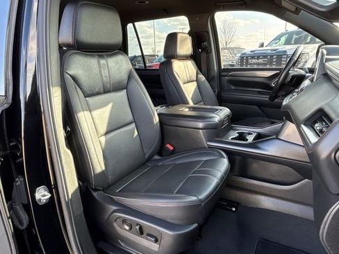 Used 2022 Chevrolet Tahoe RST w/ Luxury Package image 26