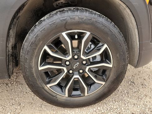 Used 2025 Chevrolet TrailBlazer ACTIV w/ Convenience Package AWD/4WD image 7