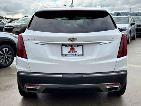 Used 2025 Cadillac XT5 Premium Luxury image 5