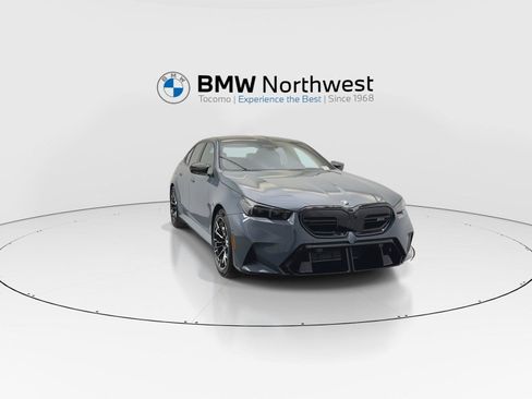 New 2027 BMW M5 w/ Carbon Package AWD/4WD image 7