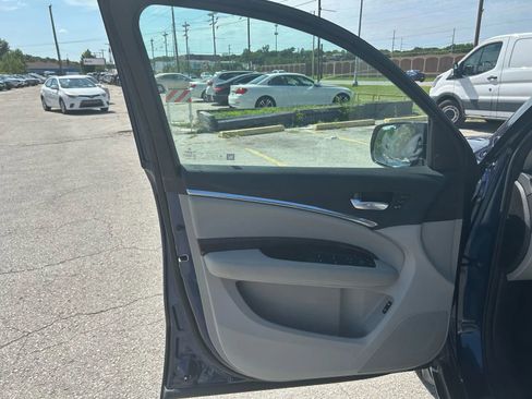 Used 2017 Acura MDX SH-AWD w/ Technology Package image 9