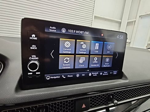 Used 2023 Honda Civic Touring image 17