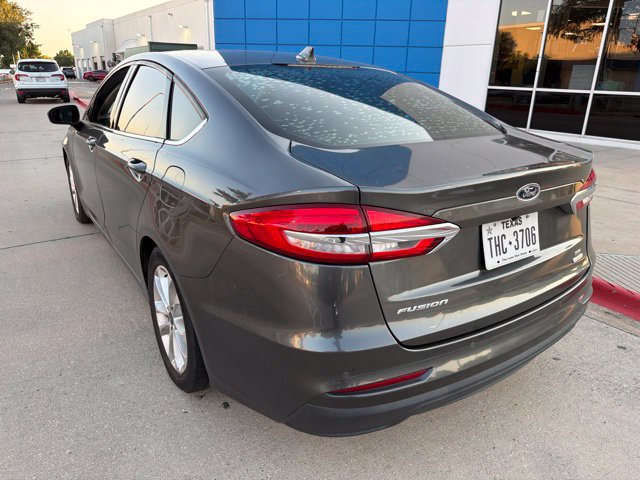 Used 2020 Ford Fusion SE FWD image 7