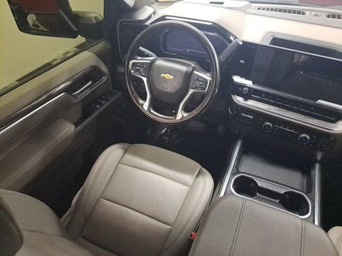 Used 2025 Chevrolet Silverado 2500 LTZ w/ LTZ Plus Package RWD image 17