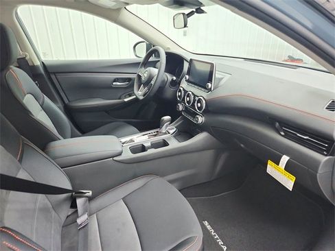 New 2025 Nissan Sentra SR image 32