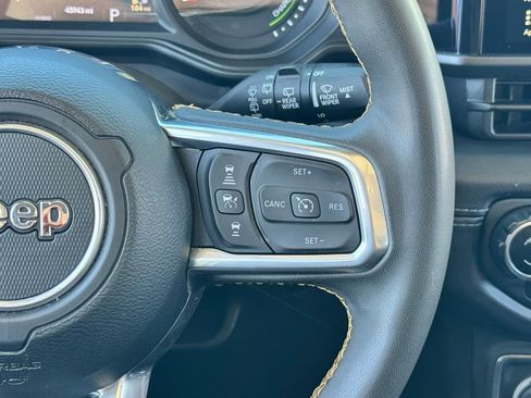 Certified 2024 Jeep Wrangler Unlimited Sahara AWD/4WD image 16