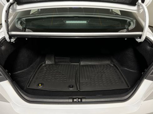 Certified 2025 Toyota Camry SE image 24