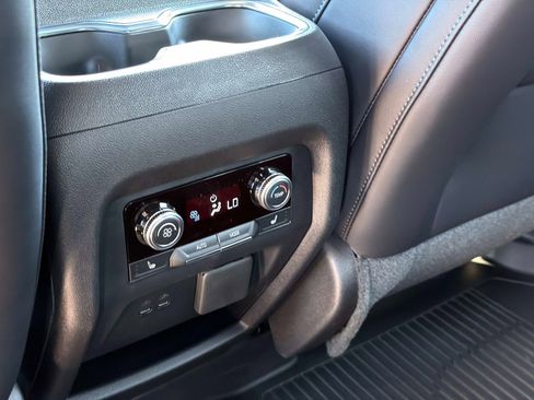 New 2026 GMC Acadia AT4 w/ Luxury Package AWD/4WD image 14