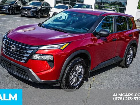 Used 2024 Nissan Rogue S AWD/4WD image 15