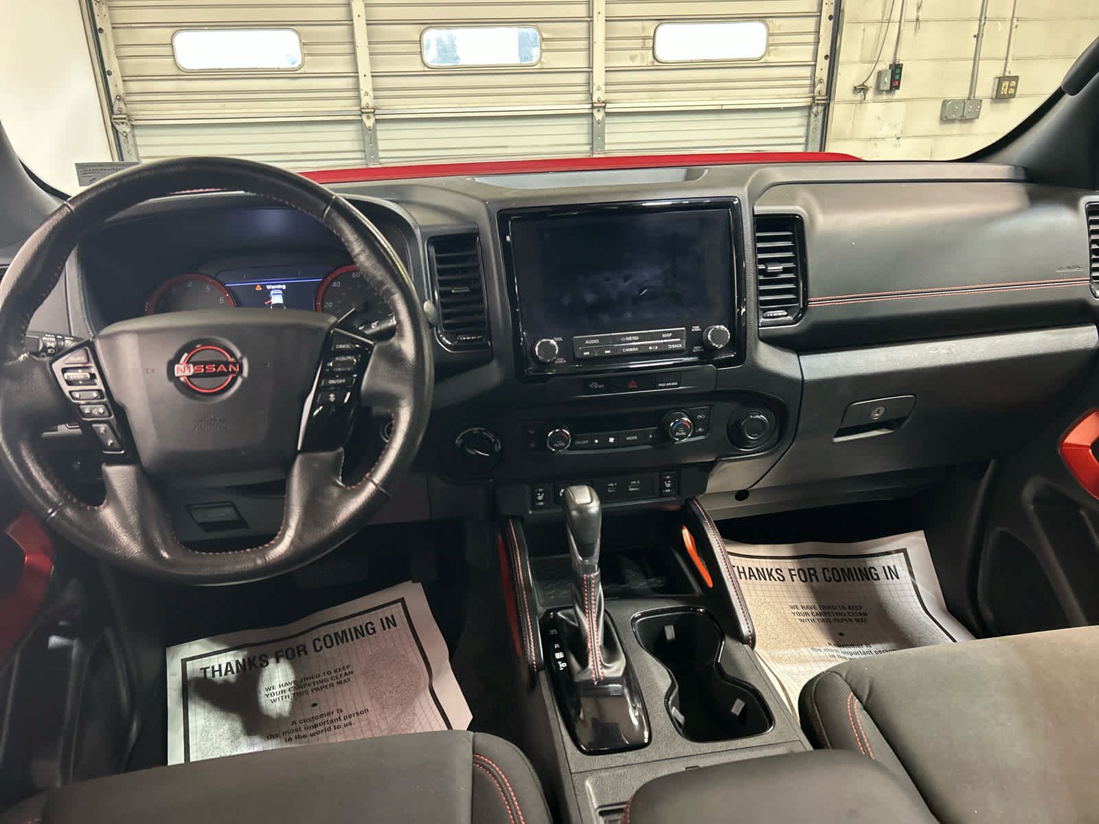 Used 2023 Nissan Frontier PRO-4X w/ Pro Convenience Package AWD/4WD image 4