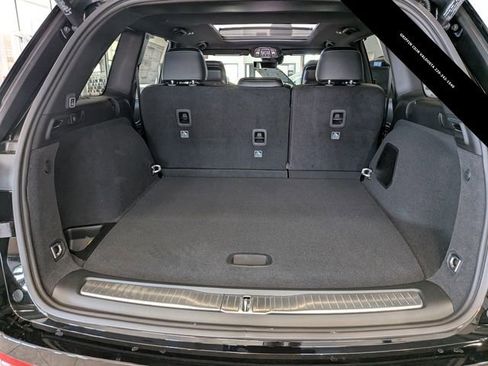 New 2025 Jeep Grand Cherokee Overland w/ Luxury Tech Group IV image 12