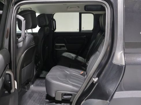 Used 2020 Land Rover Defender 110 HSE AWD/4WD image 14