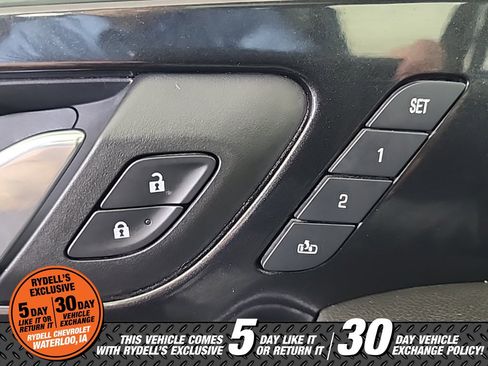 Used 2022 Chevrolet Blazer RS w/ Enhanced Convenience Package image 38