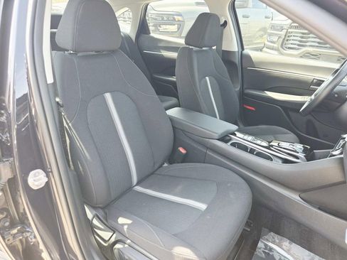 Used 2023 Hyundai Sonata SEL w/ Convenience Package FWD image 16