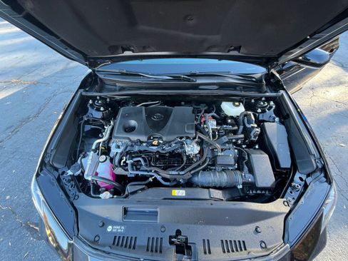 Used 2025 Toyota Camry LE image 27