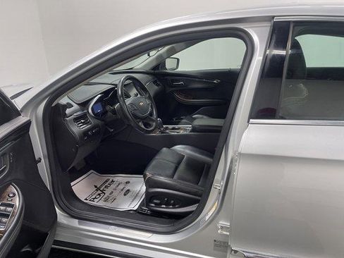 Used 2015 Chevrolet Impala LTZ FWD image 7