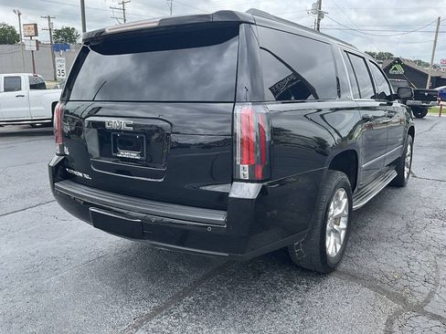 Used 2015 GMC Yukon XL SLT w/ Open Road Package AWD/4WD image 6