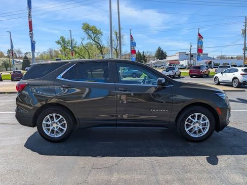 Used 2023 Chevrolet Equinox LT FWD image 6