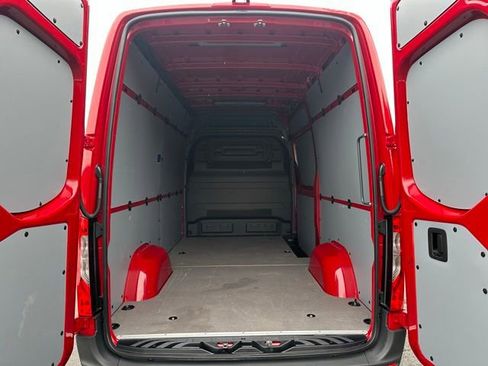 Used 2026 Mercedes-Benz Sprinter 144 Cargo image 22