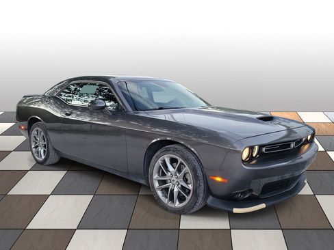 Used 2022 Dodge Challenger GT AWD/4WD image 3