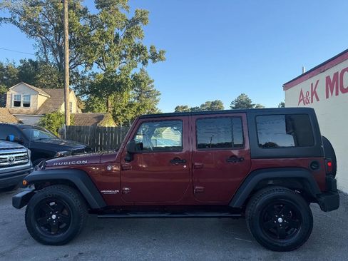 Used 2008 Jeep Wrangler Unlimited Rubicon w/ Dual Top Group image 4