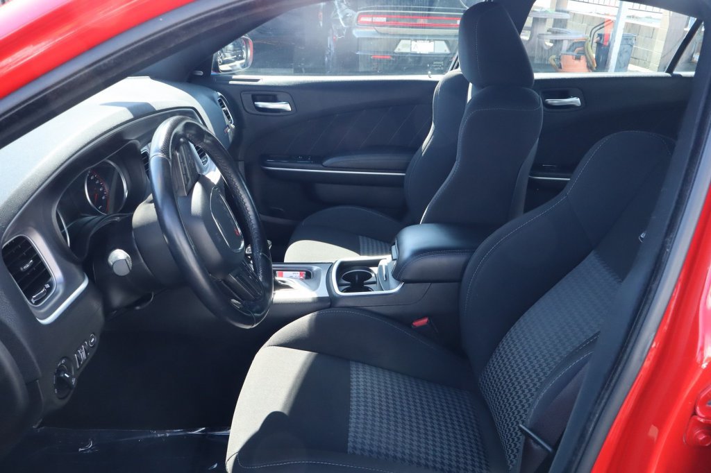 Certified 2022 Dodge Charger Scat Pack w/ Navigation & Travel Group RWD image 19