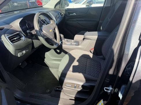 Used 2023 Chevrolet Equinox LT AWD/4WD image 19