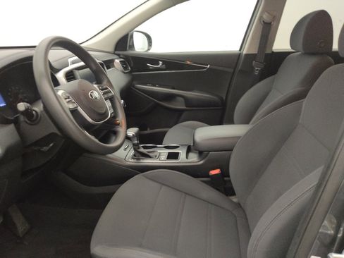 Used 2020 Kia Sorento FWD V6 image 17