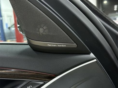 Used 2023 BMW 530i xDrive w/ Premium Package image 32