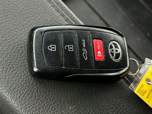 Used 2022 Toyota Tundra SR5 image 23