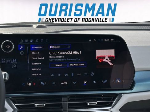 New 2026 Chevrolet Equinox EV LT image 14