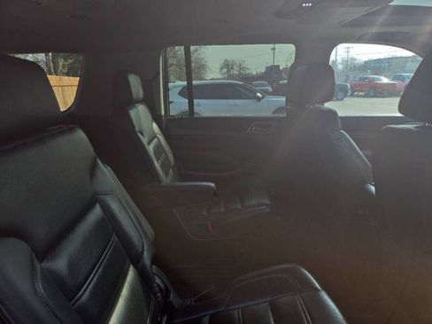 Used 2018 GMC Yukon XL Denali w/ Open Road Package image 14