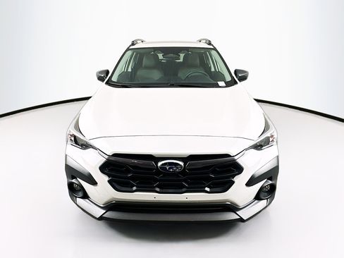 Used 2024 Subaru Crosstrek 2.0i Premium image 2