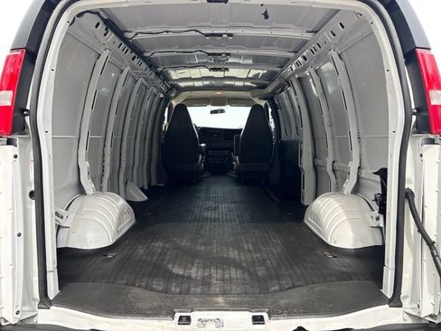 Certified 2024 Chevrolet Express 3500 Extended w/ Driver Convenience Package RWD image 12