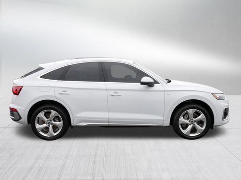 Used 2021 Audi Q5 2.0T Premium Plus w/ Premium Plus Package AWD/4WD image 8
