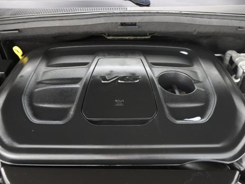 Used 2020 Jeep Grand Cherokee Altitude AWD/4WD image 18