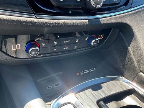 Used 2023 Buick Enclave Essence w/ Experience Buick Package AWD/4WD image 33