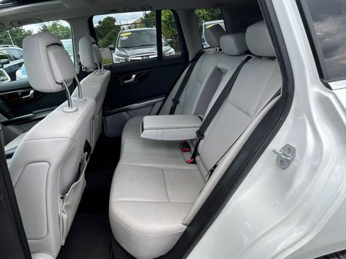 Used 2013 Mercedes-Benz GLK 350 4MATIC image 12