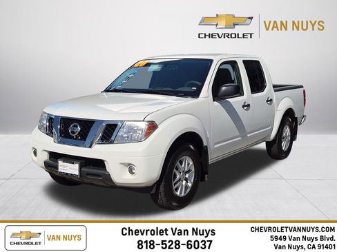 Used 2020 Nissan Frontier SV RWD image 1