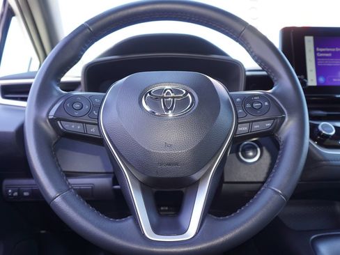 Certified 2025 Toyota Corolla SE FWD image 19