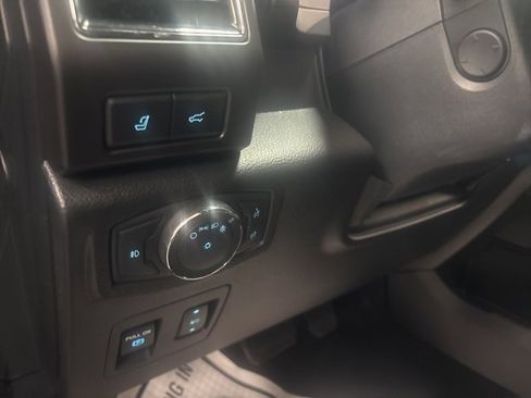 Used 2021 Ford Expedition Max Limited image 16