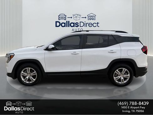 Used 2022 GMC Terrain SLE w/ Driver Convenience Package FWD image 9